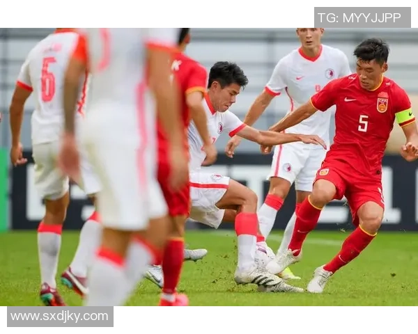 香港足球明星队闪耀登场展现风采引领球迷热潮